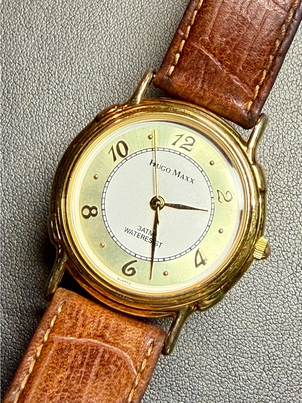 vtg Hugo Maxx Watch